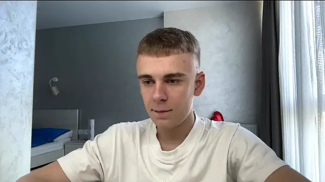 SoloFury Show in webcam