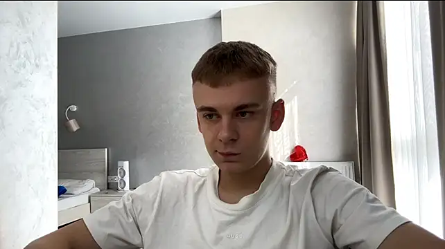 Вебкам-шоу SoloFury