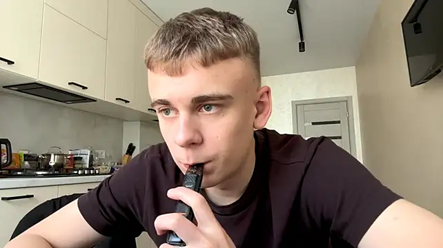 Вебкам-шоу SoloFury