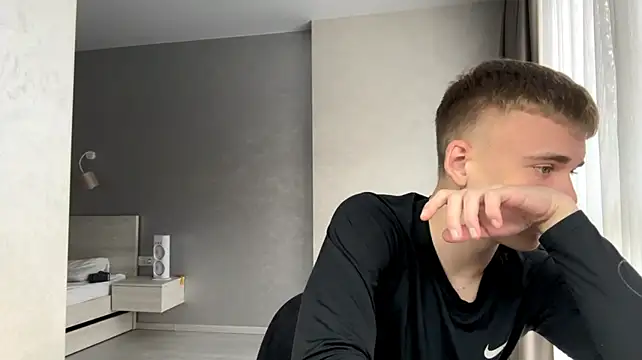 SoloFury Шоу с уебкамера