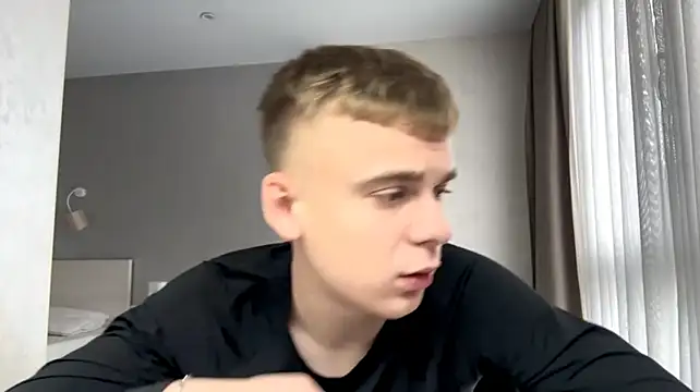 SoloFury Webcam Show