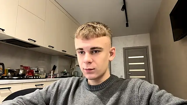 Вебкам-шоу SoloFury