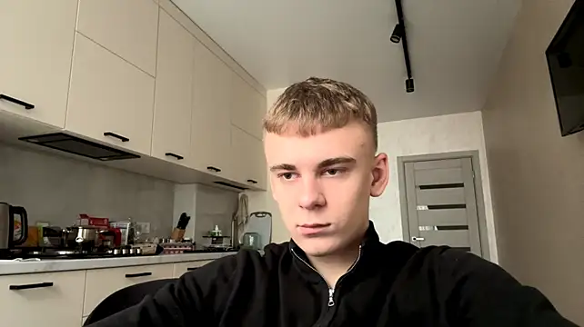 SoloFury Pertunjukan Webcam