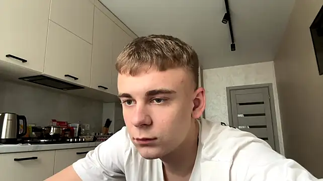 Вебкам-шоу SoloFury