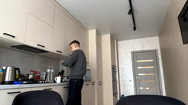 Вебкам-шоу SoloFury