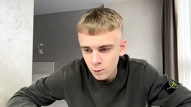 Вебкам-шоу SoloFury