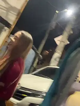 Pertunjukan Kamera Web lindaandtony