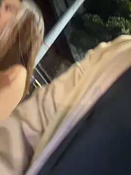 lindaandtonyn Webbikameraesitys