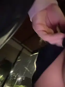lindaandtony Pertunjukan Webcam