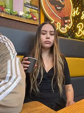 โชว์เว็บแคมของ lindaandtony