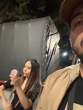 lindaandtony Adlı Modelin Web Kamerası Şovu