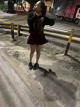 הופעת וובקאם של lindaandtony