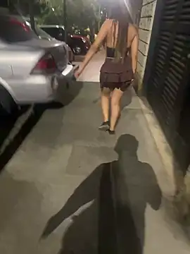 lindaandtony Pertunjukan Webcam