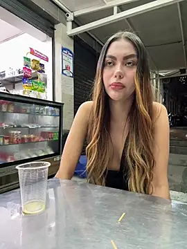 lindaandtonyn Webbikameraesitys