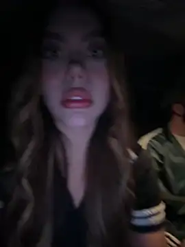 הופעת וובקאם של lindaandtony