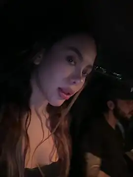 lindaandtony 在線直播表演