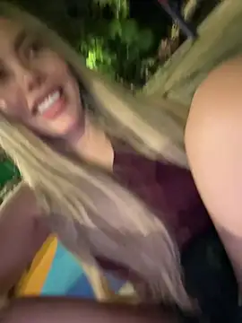 lindaandtonyn Webbikameraesitys
