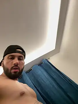 lindaandtony's Webcam Show