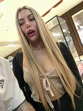 lindaandtony Adlı Modelin Web Kamerası Şovu