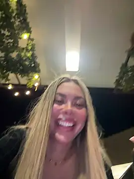 lindaandtony's Webcam Show
