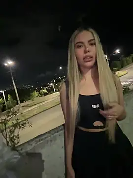 lindaandtonyn Webbikameraesitys