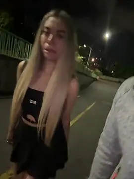 عرض كام lindaandtony