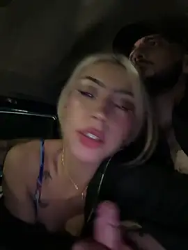 lindaandtony Show in webcam