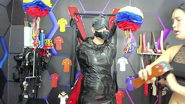 Webkamerová show BDSM_ESTREME