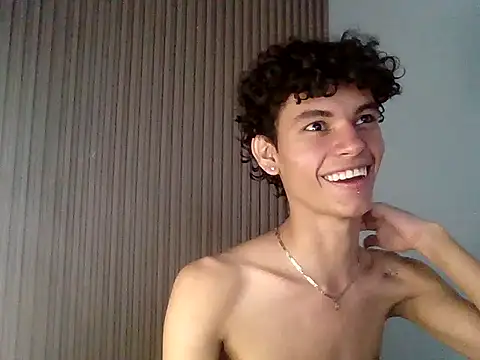 Samu_cintn Webbikameraesitys