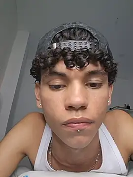 Samu_cint's Webcam Show