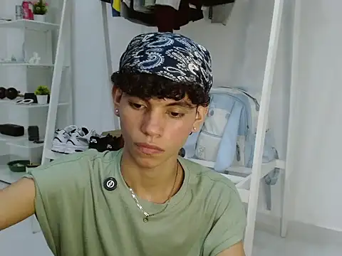 Samu_cint's Webcam Show