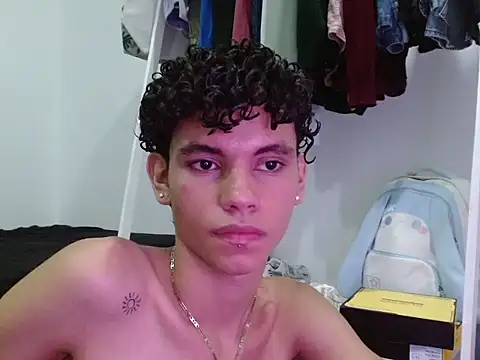 Samu_cint's Webcam Show