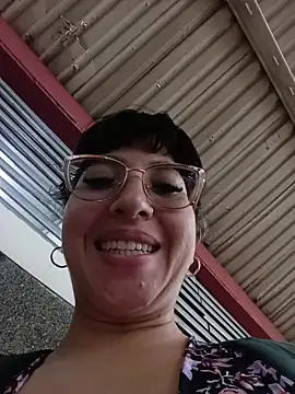 Piafisher_2's Live XXX Chat