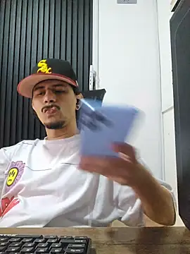 J-master23 Show in webcam