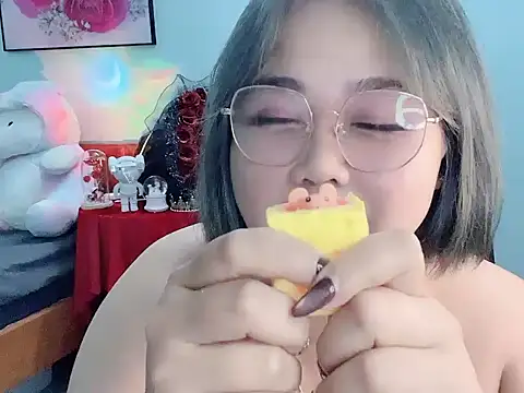 Nhanlu009's Live XXX Chat