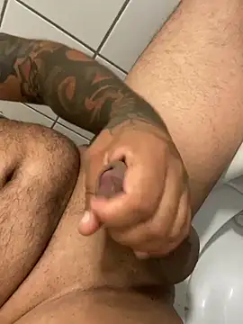 Webkamerová show Biszexjohyy
