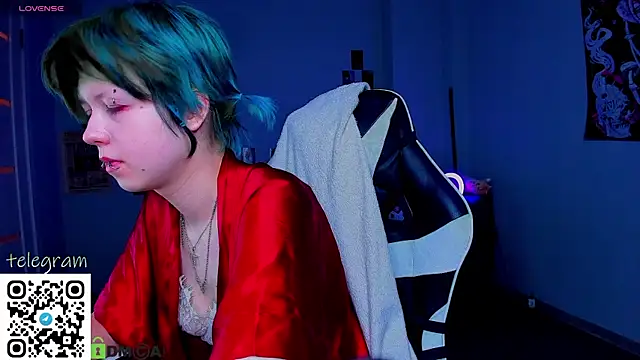 Вебкам-шоу LittleKittenStar