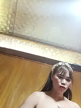 Reeoo-93 在線直播表演