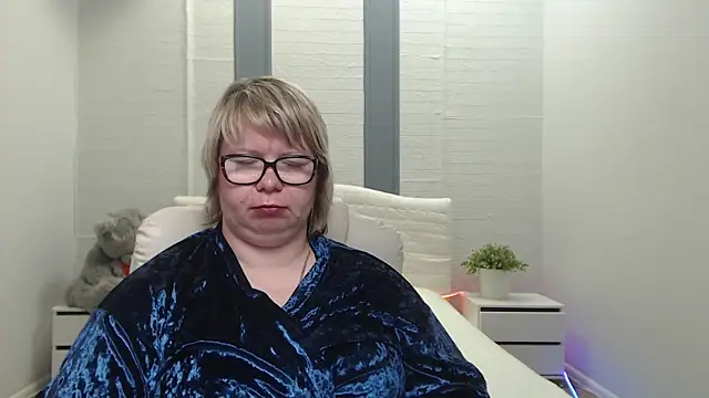 Webkamerová show BonnnyBoobsy