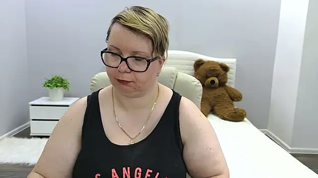 BonnnyBoobsy – Naživo XXX chat