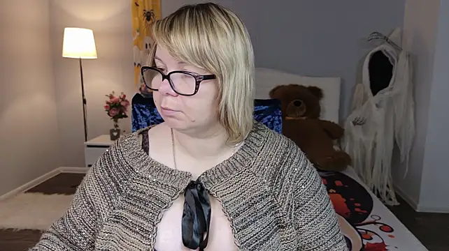 BonnnyBoobsyのウェブカメラショー