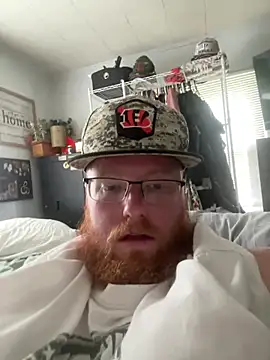 DirtyWoody32 Webcam Show