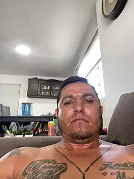 HOTB0Y18 网络视讯表演