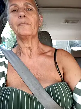 Show modela yalukerya na web-kameri