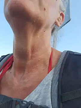 yalukerya – Naživo XXX chat