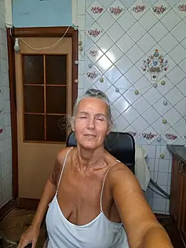 yalukerya's Live XXX Chat