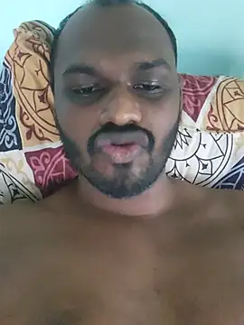 Show modela Tirunelvelipaiyan na web-kameri