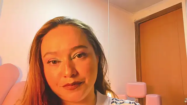 SabrinaVantress 在線直播表演