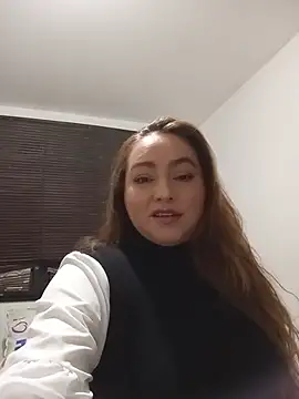 SabrinaVantress' Live XXX Chat