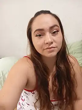 SabrinaVantress Adlı Modelin Canlı XXX Sohbeti